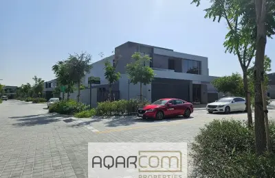 luxury villa / Ready to Move In / Single Row / Brand New / Prime Location